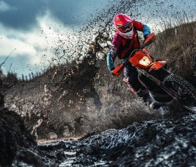 开云体育直播-跨界传奇，从黄蜂加时胜国王，到保罗在英超争冠接管比赛