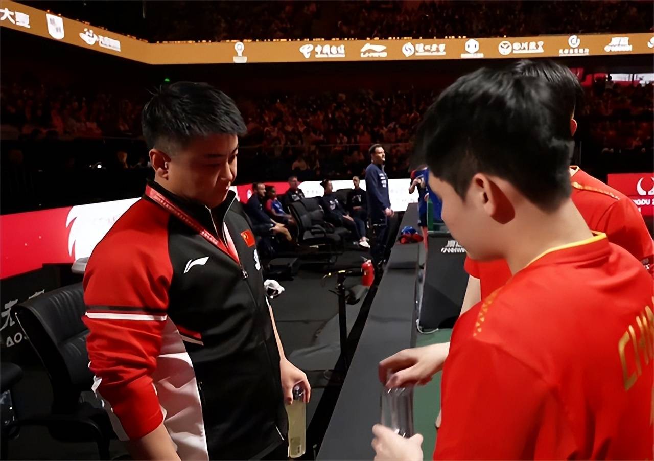 日本队横扫法国队,王皓刷新纪录 日本队横扫法国队,王皓刷新纪录