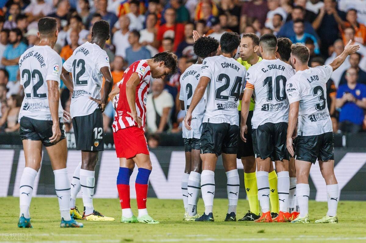 不来梅队遭遇双杀，士气低迷