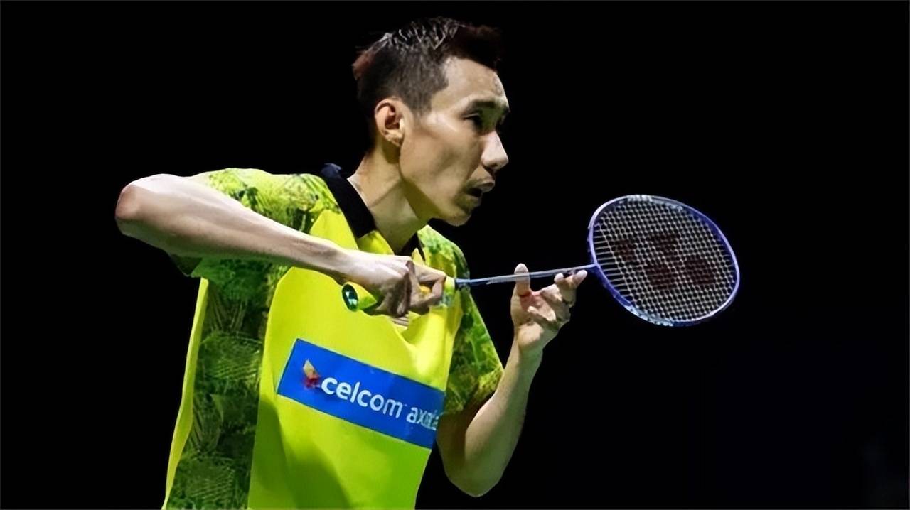 英格兰羽毛球队碾压日本羽毛球队，李宗伟关键制胜