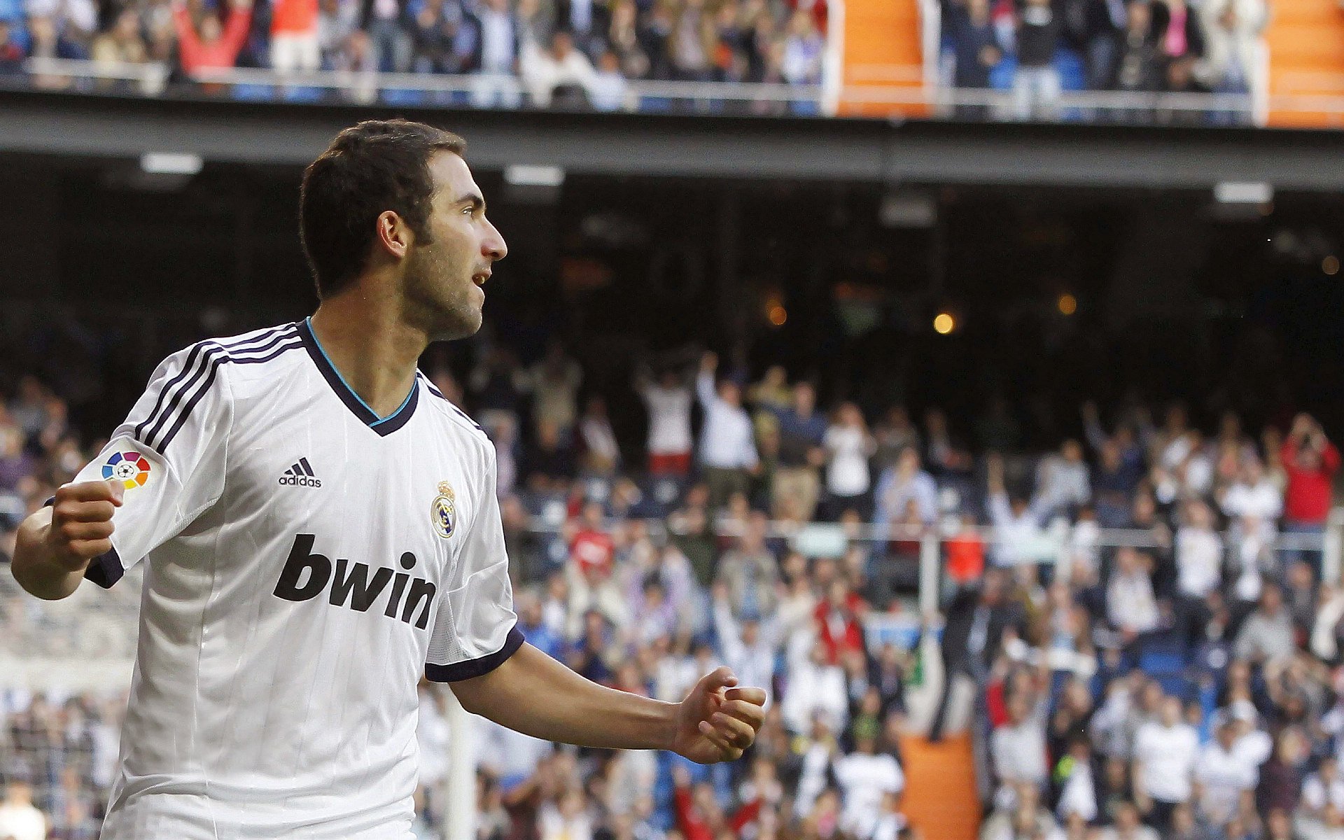 跨界传奇,从黄蜂加时胜国王,到保罗在英超争冠接管比赛