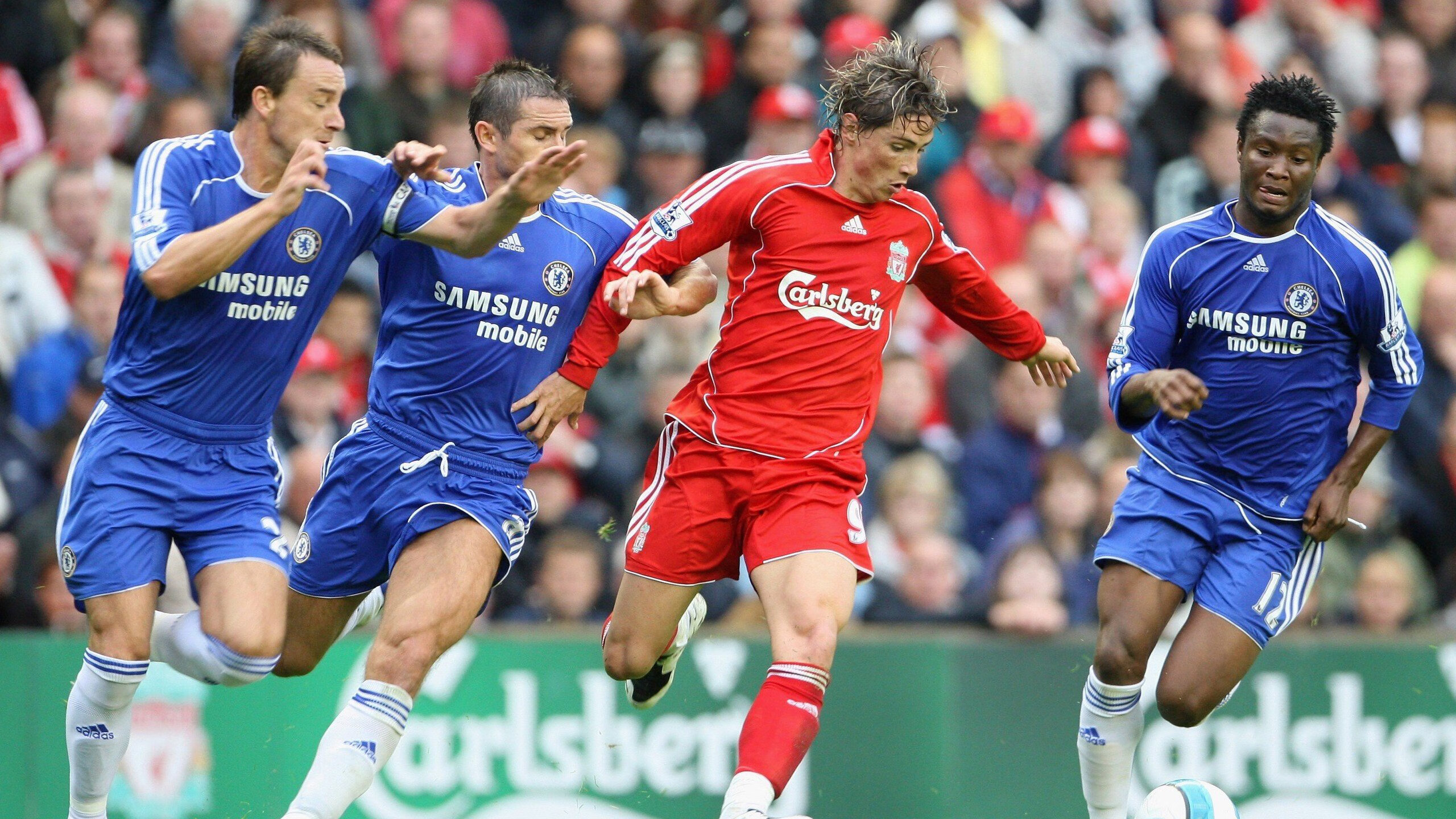 加维的加冕之夜，喀麦隆强压秘鲁，新王在美加墨世界杯接管比赛