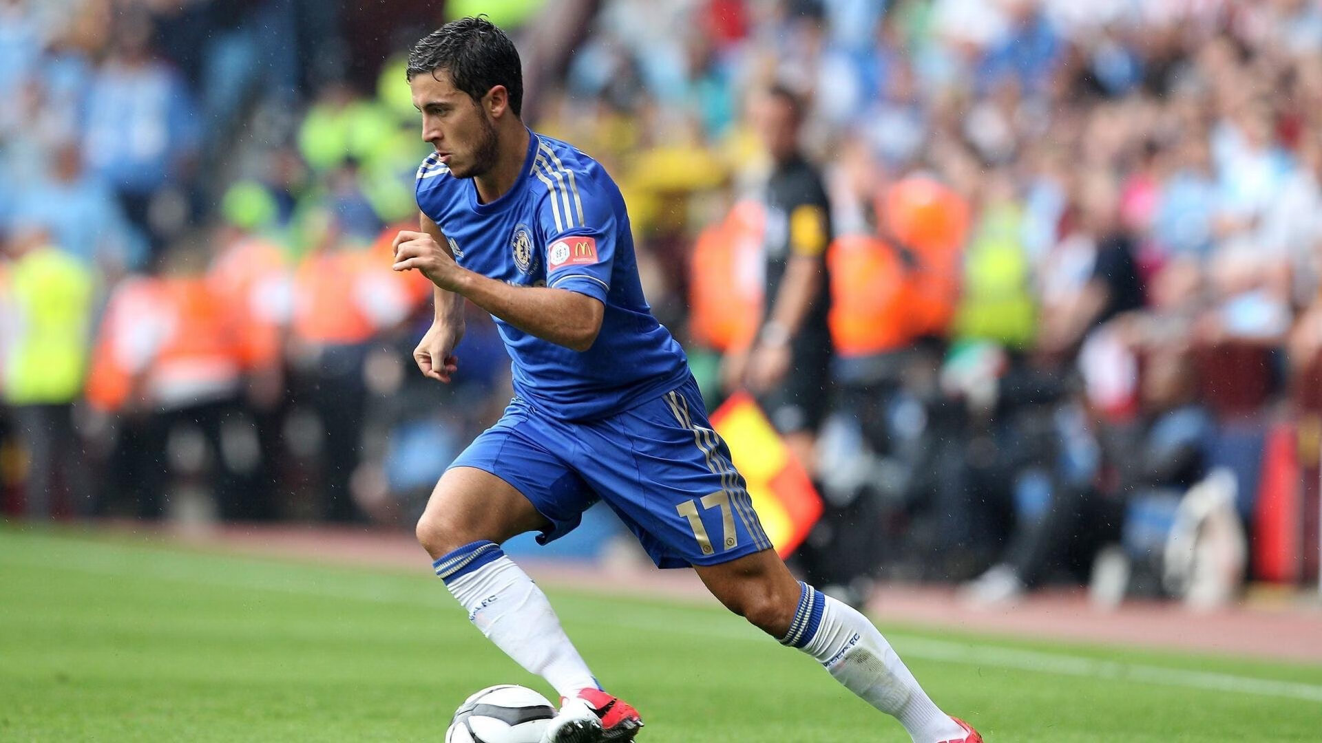 绝境中的王者，哈兰德如何在AC米兰的铁血防守下，完成自我救赎的终极爆发